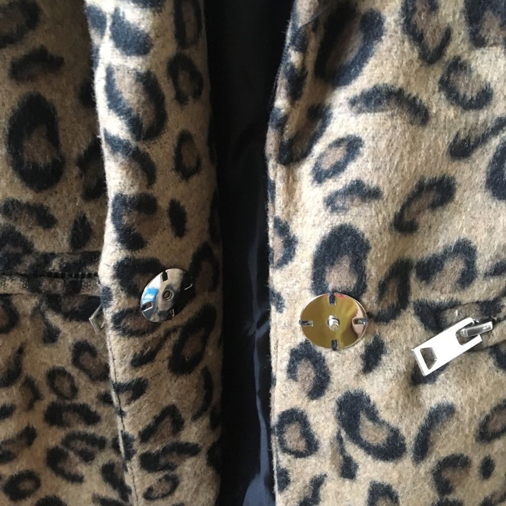 Kendall & Kylie Leopard Front Snap Coat Tan XS - Picture 5 of 8